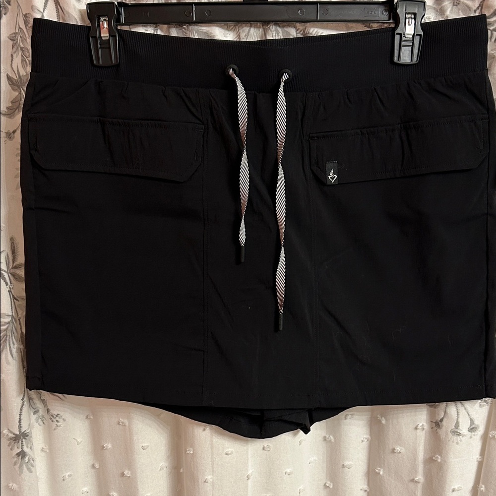 Torrid Black Happy Camper Skorts